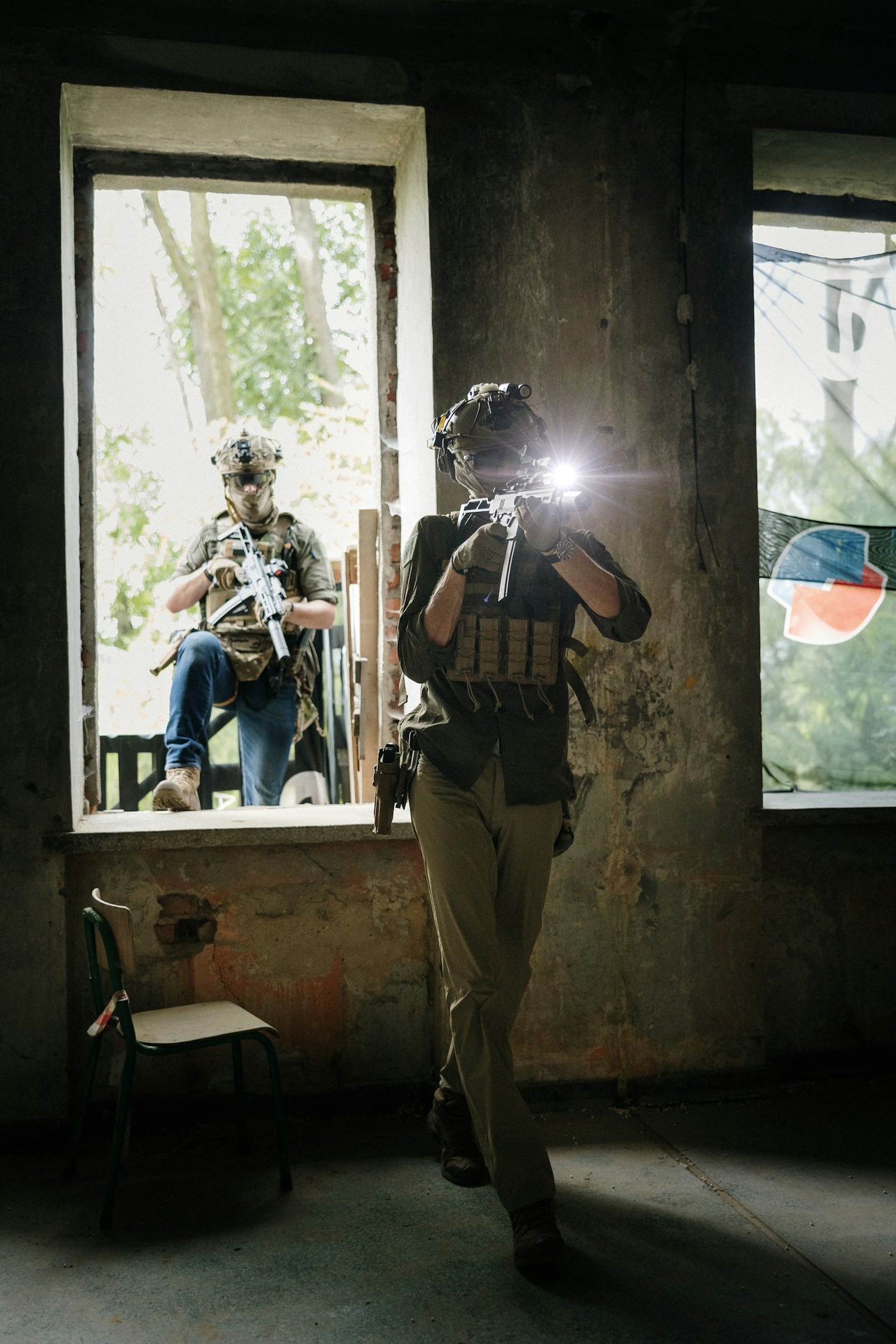 Surviving Bunker Z: Essential Early Combat Tactics
